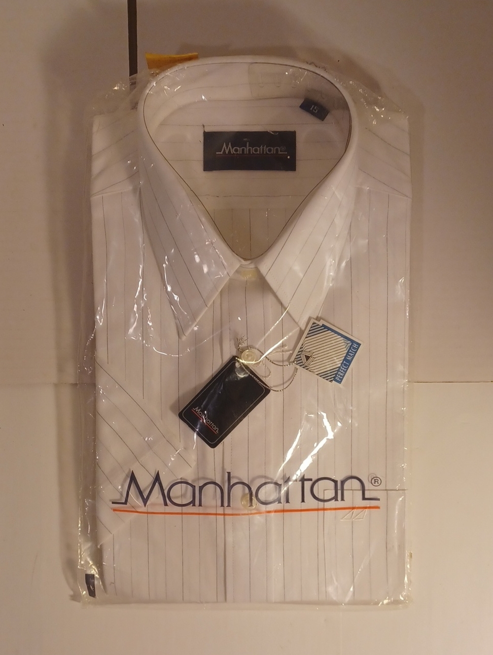 NWT Manhattan Men’s White Pinstripe Dress Shirt